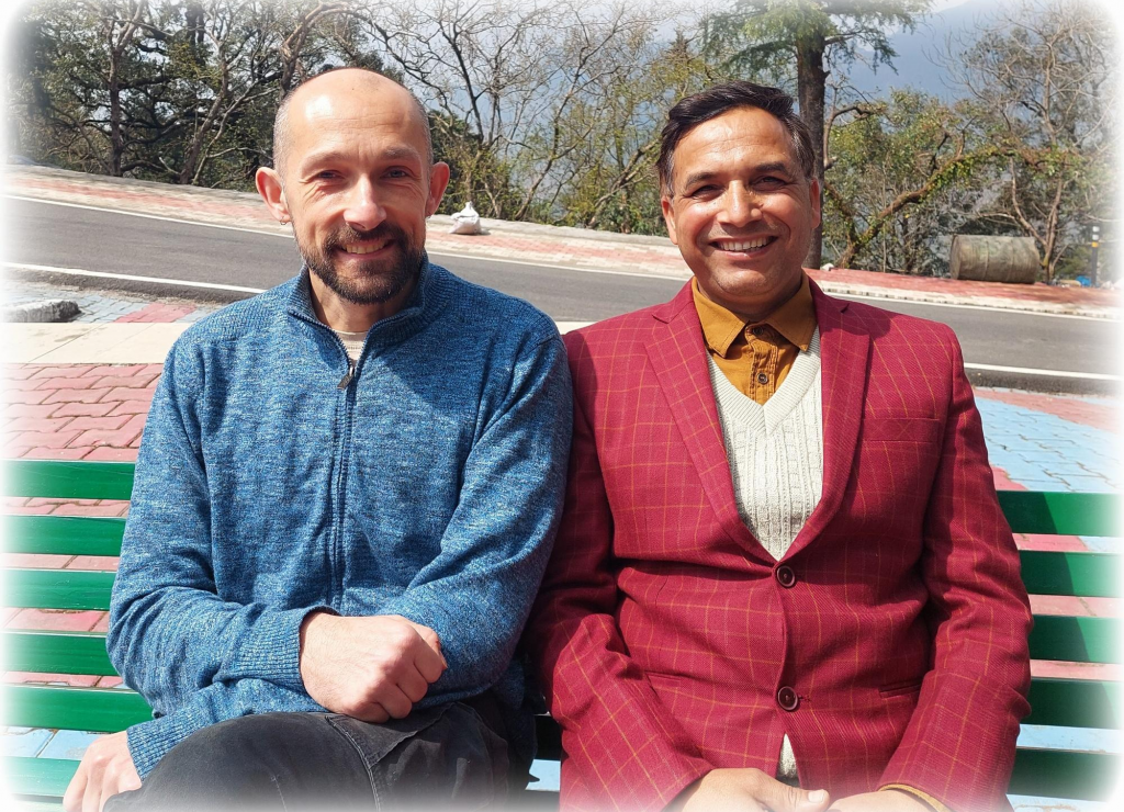 Figure 1 : Peter De Cat (à gauche ; responsable scientifique principal belge de BINA) et Santosh Joshi (à droite ; responsable scientifique principal indien de BINA).